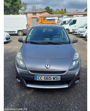 Renault CLIO - Viistoperä: kuva Renault CLIO - Viistoperä Renault CLIO - Viistoperä: kuva Renault CLIO - Viistoperä