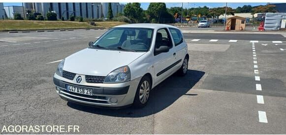 Renault CLIO - Viistoperä: kuva Renault CLIO - Viistoperä Renault CLIO - Viistoperä: kuva Renault CLIO - Viistoperä