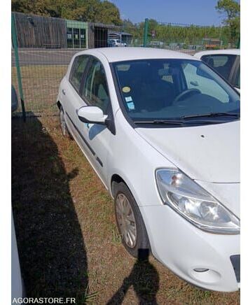 Renault CLIO - Viistoperä: kuva Renault CLIO - Viistoperä Renault CLIO - Viistoperä: kuva Renault CLIO - Viistoperä
