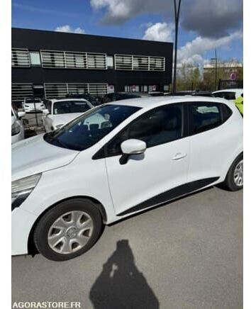 Renault CLIO - Viistoperä: kuva Renault CLIO - Viistoperä Renault CLIO - Viistoperä: kuva Renault CLIO - Viistoperä