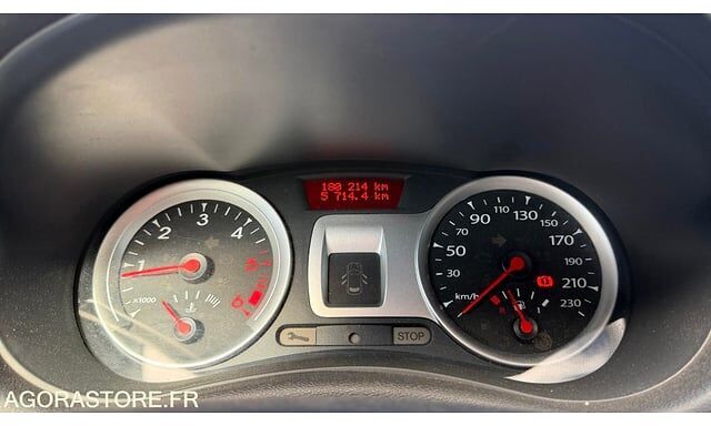 Renault CLIO - Viistoperä: kuva Renault CLIO - Viistoperä Renault CLIO - Viistoperä: kuva Renault CLIO - Viistoperä