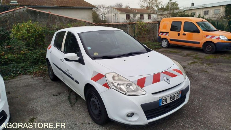 Renault Clio 1.5 DCi 86ch - 2010 - 239658km - BA150RQ - Henkilöauto: kuva Renault Clio 1.5 DCi 86ch - 2010 - 239658km - BA150RQ - Henkilöauto Renault Clio 1.5 DCi 86ch - 2010 - 239658km - BA150RQ - Henkilöauto: kuva Renault Clio 1.5 DCi 86ch - 2010 - 239658km - BA150RQ - Henkilöauto