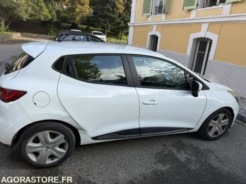 Henkilöauto Renault Clio 4 56017 kms 2014: kuva Henkilöauto Renault Clio 4 56017 kms 2014