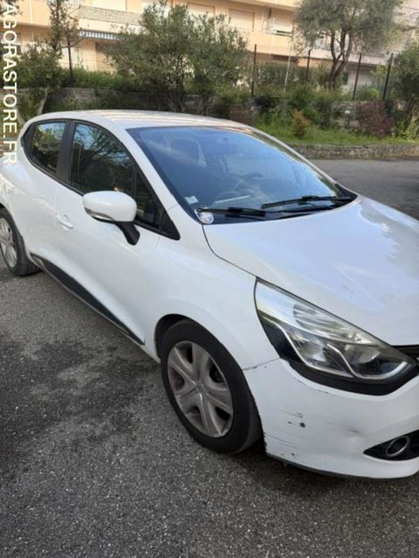 Henkilöauto Renault Clio 4 56017 kms 2014: kuva Henkilöauto Renault Clio 4 56017 kms 2014