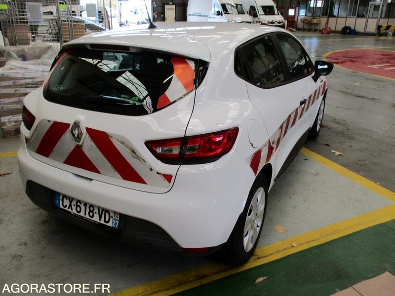 Renault Clio 4 Société - 2013 - 130726 kms - Henkilöauto: kuva Renault Clio 4 Société - 2013 - 130726 kms - Henkilöauto Renault Clio 4 Société - 2013 - 130726 kms - Henkilöauto: kuva Renault Clio 4 Société - 2013 - 130726 kms - Henkilöauto