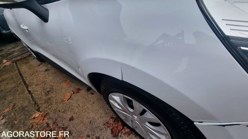 Renault Clio IV Société 2016 - 296 379 km - Henkilöauto: kuva Renault Clio IV Société 2016 - 296 379 km - Henkilöauto Renault Clio IV Société 2016 - 296 379 km - Henkilöauto: kuva Renault Clio IV Société 2016 - 296 379 km - Henkilöauto