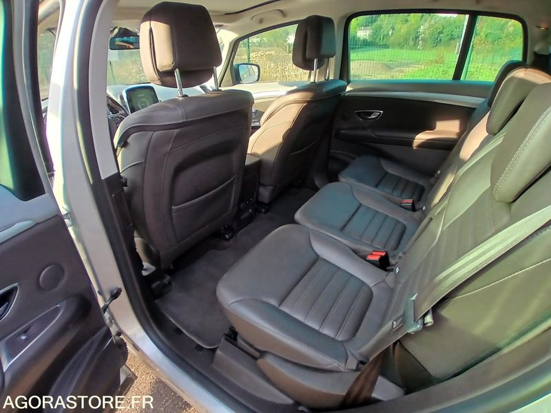 Renault Espace – Diesel – 2019-228 763 km - Henkilöauto: kuva Renault Espace – Diesel – 2019-228 763 km - Henkilöauto Renault Espace – Diesel – 2019-228 763 km - Henkilöauto: kuva Renault Espace – Diesel – 2019-228 763 km - Henkilöauto
