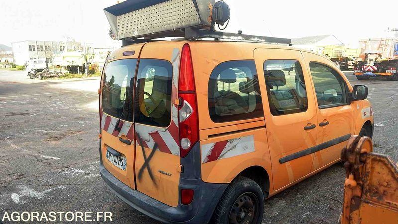 Renault Kangoo - 2009 - AF-110-HS - Pieni pakettiauto: kuva Renault Kangoo - 2009 - AF-110-HS - Pieni pakettiauto Renault Kangoo - 2009 - AF-110-HS - Pieni pakettiauto: kuva Renault Kangoo - 2009 - AF-110-HS - Pieni pakettiauto