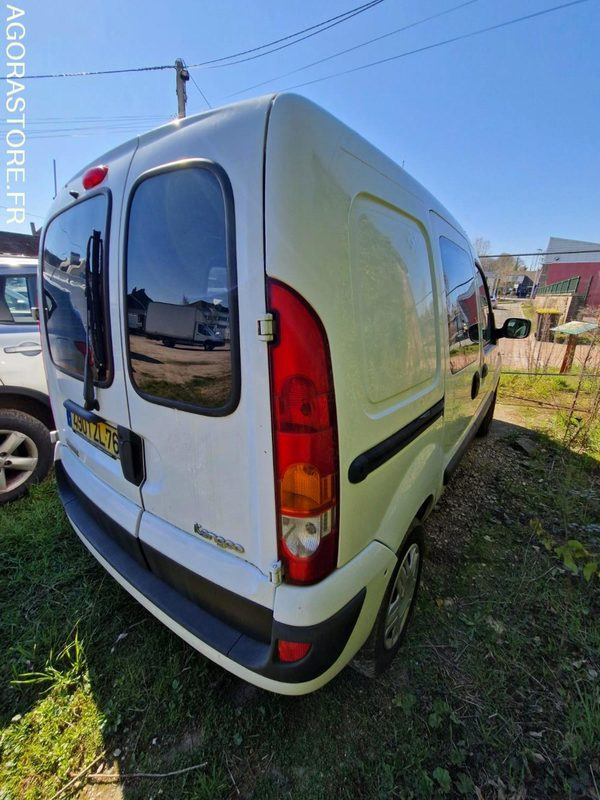 Renault Kangoo - 4901ZL76 - Pieni pakettiauto: kuva Renault Kangoo - 4901ZL76 - Pieni pakettiauto Renault Kangoo - 4901ZL76 - Pieni pakettiauto: kuva Renault Kangoo - 4901ZL76 - Pieni pakettiauto