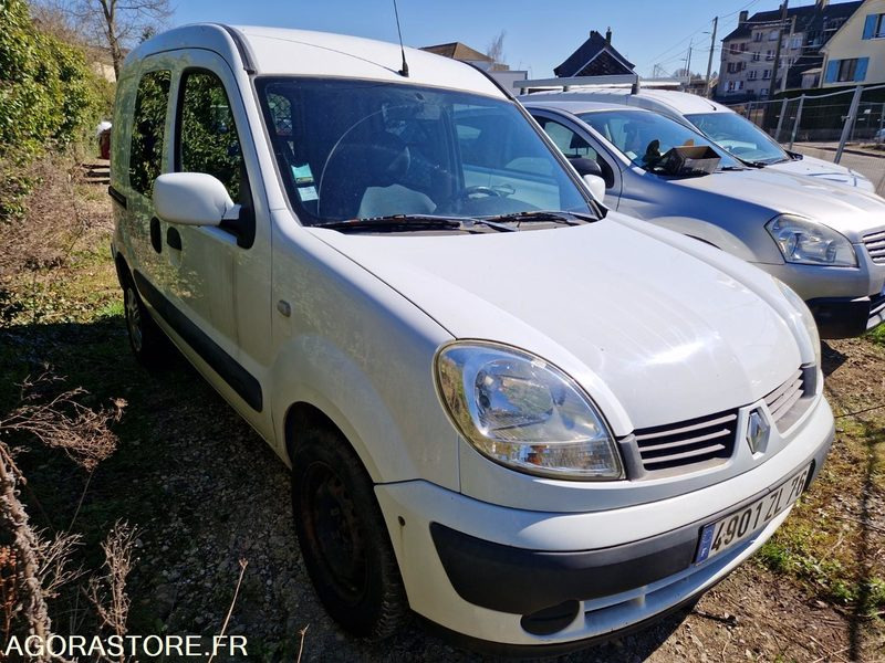 Renault Kangoo - 4901ZL76 - Pieni pakettiauto: kuva Renault Kangoo - 4901ZL76 - Pieni pakettiauto Renault Kangoo - 4901ZL76 - Pieni pakettiauto: kuva Renault Kangoo - 4901ZL76 - Pieni pakettiauto