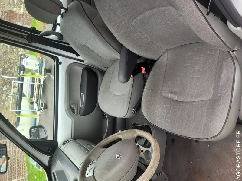 Renault Kangoo 869 BRZ 60 - Pieni pakettiauto: kuva Renault Kangoo 869 BRZ 60 - Pieni pakettiauto Renault Kangoo 869 BRZ 60 - Pieni pakettiauto: kuva Renault Kangoo 869 BRZ 60 - Pieni pakettiauto