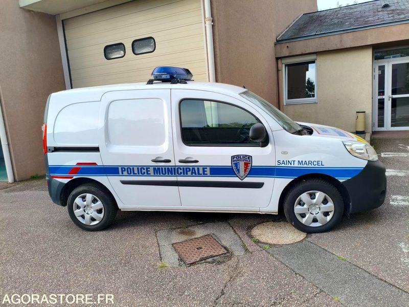 Renault Kangoo II Police municipale 21785 kms 2019 - Pakettiauto: kuva Renault Kangoo II Police municipale 21785 kms 2019 - Pakettiauto Renault Kangoo II Police municipale 21785 kms 2019 - Pakettiauto: kuva Renault Kangoo II Police municipale 21785 kms 2019 - Pakettiauto