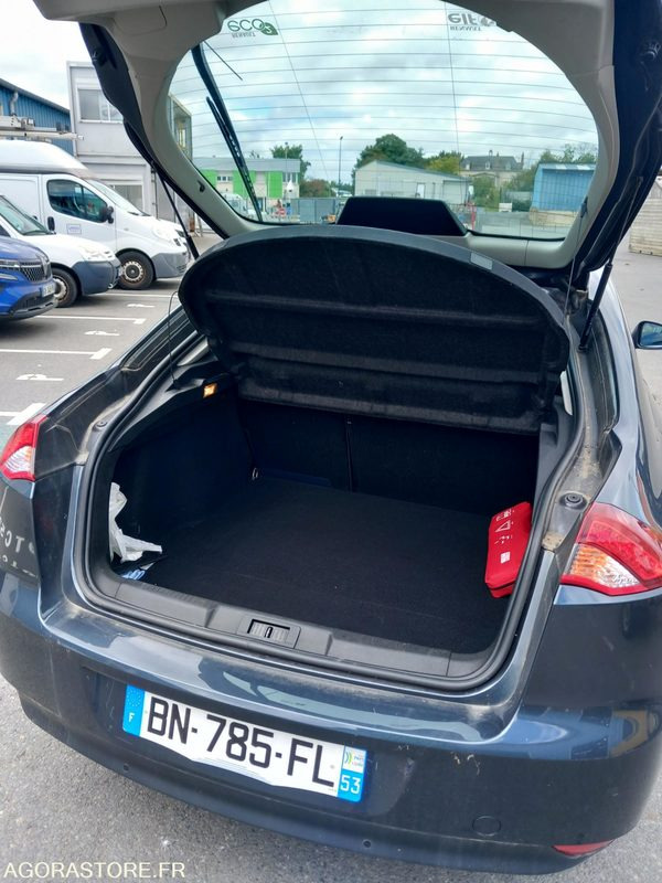 Renault Laguna BN785FL - Henkilöauto: kuva Renault Laguna BN785FL - Henkilöauto Renault Laguna BN785FL - Henkilöauto: kuva Renault Laguna BN785FL - Henkilöauto