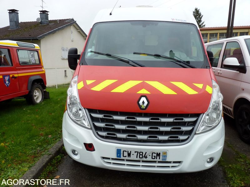 Renault Master (Ancienne Ambulance Pompier) - Ambulanssi: kuva Renault Master (Ancienne Ambulance Pompier) - Ambulanssi Renault Master (Ancienne Ambulance Pompier) - Ambulanssi: kuva Renault Master (Ancienne Ambulance Pompier) - Ambulanssi