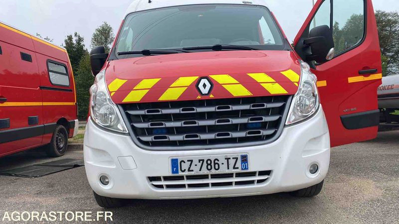Renault Master III dci 125 - 23/10/2013 - Ambulanssi: kuva Renault Master III dci 125 - 23/10/2013 - Ambulanssi Renault Master III dci 125 - 23/10/2013 - Ambulanssi: kuva Renault Master III dci 125 - 23/10/2013 - Ambulanssi