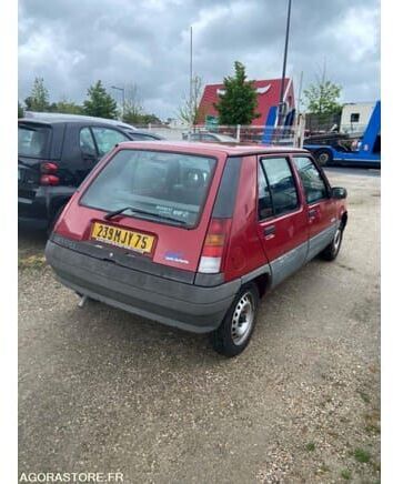 Renault R5 - Viistoperä: kuva Renault R5 - Viistoperä Renault R5 - Viistoperä: kuva Renault R5 - Viistoperä