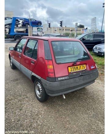 Renault R5 - Viistoperä: kuva Renault R5 - Viistoperä Renault R5 - Viistoperä: kuva Renault R5 - Viistoperä