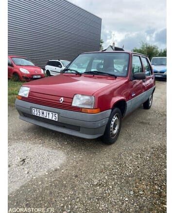 Renault R5 - Viistoperä: kuva Renault R5 - Viistoperä Renault R5 - Viistoperä: kuva Renault R5 - Viistoperä