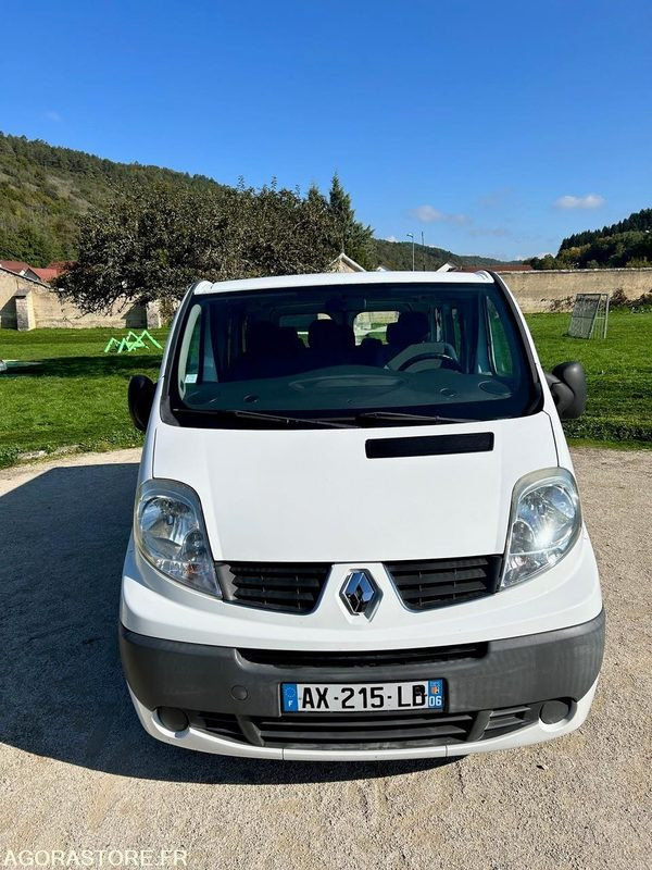 Renault Trafic 2 - 2010 - 141000 kms - Minibussi, Pikkubussi: kuva Renault Trafic 2 - 2010 - 141000 kms - Minibussi, Pikkubussi Renault Trafic 2 - 2010 - 141000 kms - Minibussi, Pikkubussi: kuva Renault Trafic 2 - 2010 - 141000 kms - Minibussi, Pikkubussi