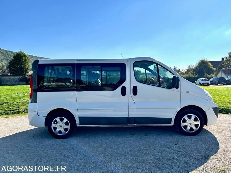 Renault Trafic 2 - 2010 - 141000 kms - Minibussi, Pikkubussi: kuva Renault Trafic 2 - 2010 - 141000 kms - Minibussi, Pikkubussi Renault Trafic 2 - 2010 - 141000 kms - Minibussi, Pikkubussi: kuva Renault Trafic 2 - 2010 - 141000 kms - Minibussi, Pikkubussi