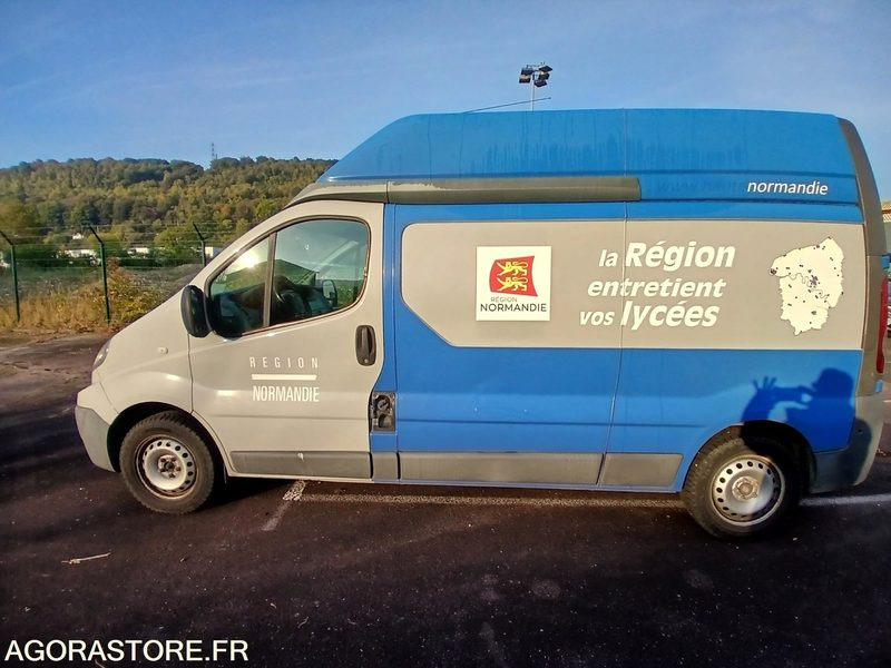 Renault Trafic – Diesel – 2010- 76 566 km - Pakettiauto: kuva Renault Trafic – Diesel – 2010- 76 566 km - Pakettiauto Renault Trafic – Diesel – 2010- 76 566 km - Pakettiauto: kuva Renault Trafic – Diesel – 2010- 76 566 km - Pakettiauto