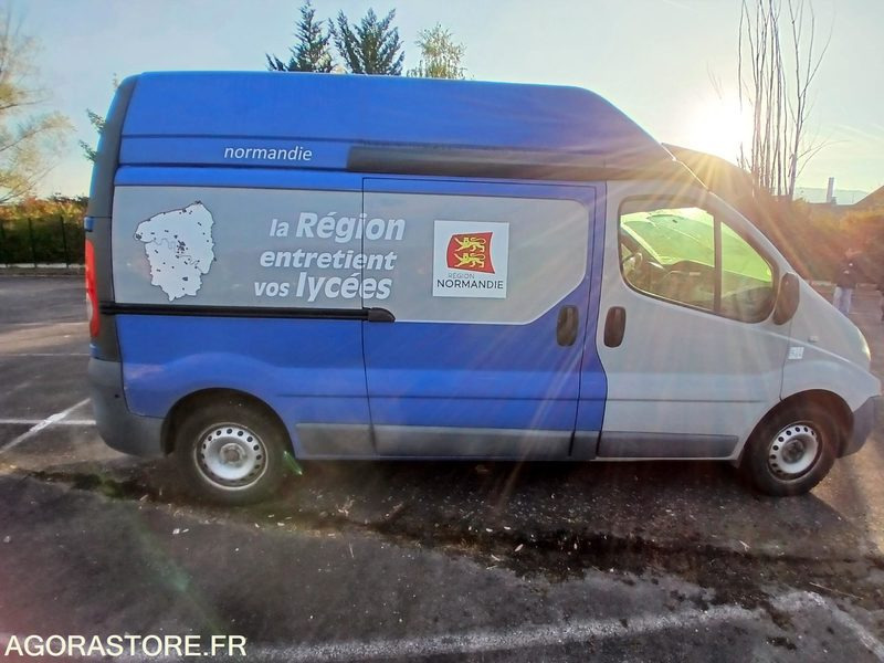 Renault Trafic – Diesel – 2010- 76 566 km - Pakettiauto: kuva Renault Trafic – Diesel – 2010- 76 566 km - Pakettiauto Renault Trafic – Diesel – 2010- 76 566 km - Pakettiauto: kuva Renault Trafic – Diesel – 2010- 76 566 km - Pakettiauto