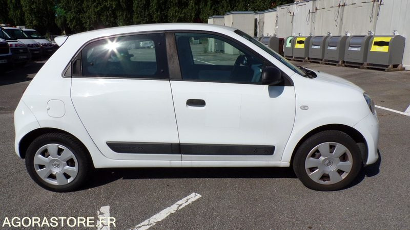 Renault Twingo 3 EN-999-TL (BP) - Henkilöauto: kuva Renault Twingo 3 EN-999-TL (BP) - Henkilöauto Renault Twingo 3 EN-999-TL (BP) - Henkilöauto: kuva Renault Twingo 3 EN-999-TL (BP) - Henkilöauto