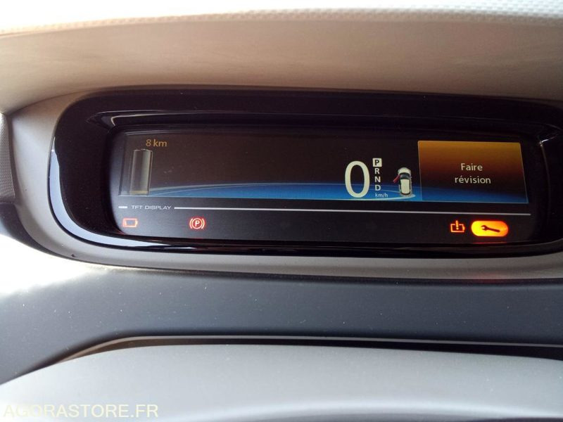 Renault ZOE année 2013 - Henkilöauto: kuva Renault ZOE année 2013 - Henkilöauto Renault ZOE année 2013 - Henkilöauto: kuva Renault ZOE année 2013 - Henkilöauto