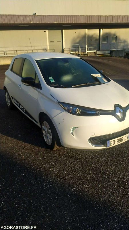 Renault Zoe - 2016 - Henkilöauto: kuva Renault Zoe - 2016 - Henkilöauto Renault Zoe - 2016 - Henkilöauto: kuva Renault Zoe - 2016 - Henkilöauto