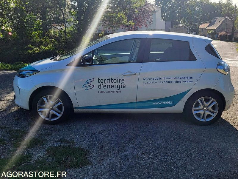 Renault Zoé 70265 kms FD266AT - Henkilöauto: kuva Renault Zoé 70265 kms FD266AT - Henkilöauto Renault Zoé 70265 kms FD266AT - Henkilöauto: kuva Renault Zoé 70265 kms FD266AT - Henkilöauto
