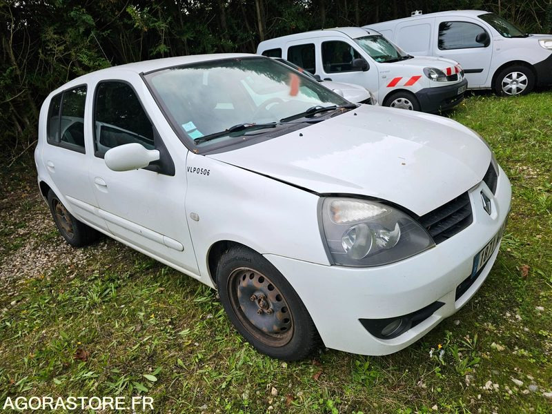 Renault clio - 2006 - 219622km - 1871WJ28 - Henkilöauto: kuva Renault clio - 2006 - 219622km - 1871WJ28 - Henkilöauto Renault clio - 2006 - 219622km - 1871WJ28 - Henkilöauto: kuva Renault clio - 2006 - 219622km - 1871WJ28 - Henkilöauto