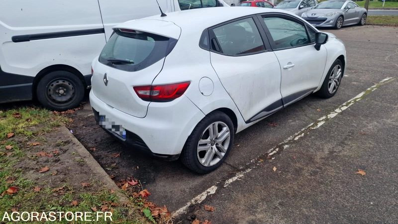 Renault clio iv 1.5 dci clim régulateur 5 places - Henkilöauto: kuva Renault clio iv 1.5 dci clim régulateur 5 places - Henkilöauto Renault clio iv 1.5 dci clim régulateur 5 places - Henkilöauto: kuva Renault clio iv 1.5 dci clim régulateur 5 places - Henkilöauto