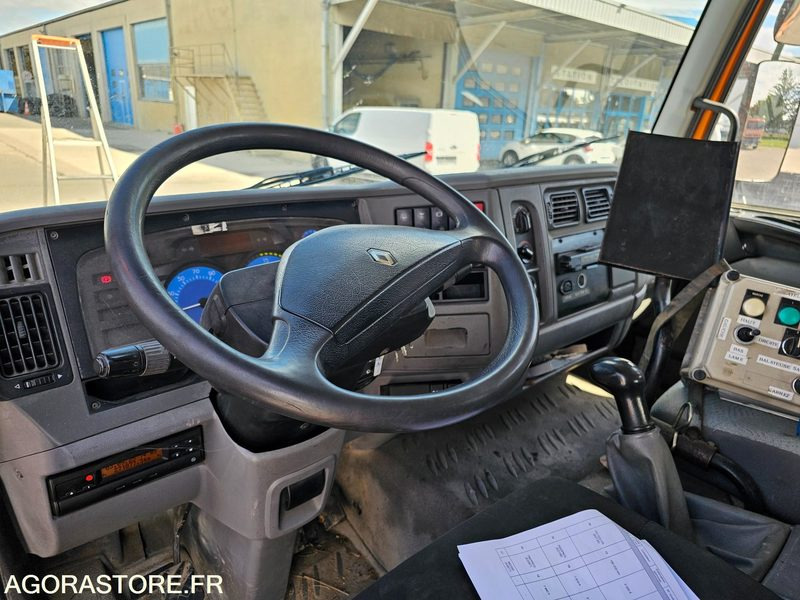 Renault midlum - 2005 - 271877km - 9896PJ10 - Koukkulava kuorma-auto: kuva Renault midlum - 2005 - 271877km - 9896PJ10 - Koukkulava kuorma-auto Renault midlum - 2005 - 271877km - 9896PJ10 - Koukkulava kuorma-auto: kuva Renault midlum - 2005 - 271877km - 9896PJ10 - Koukkulava kuorma-auto
