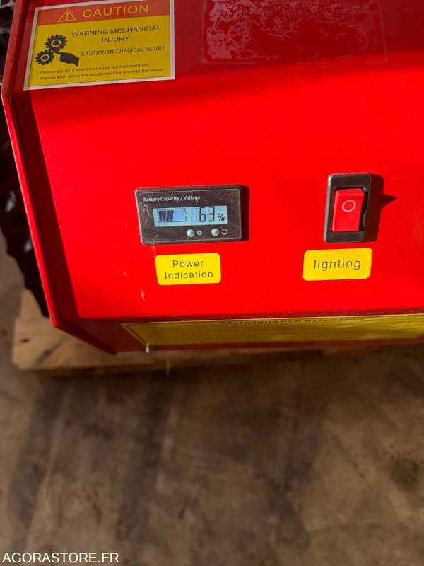 Robot tondeuse - Ruohonleikkuri: kuva Robot tondeuse - Ruohonleikkuri Robot tondeuse - Ruohonleikkuri: kuva Robot tondeuse - Ruohonleikkuri