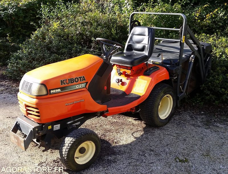 TONDEUSE KUBOTA G21 DIESEL 2007 933H SANS PLATEAU DE COUPE - Ruohonleikkuri: kuva  TONDEUSE KUBOTA G21 DIESEL 2007 933H SANS PLATEAU DE COUPE - Ruohonleikkuri TONDEUSE KUBOTA G21 DIESEL 2007 933H SANS PLATEAU DE COUPE - Ruohonleikkuri: kuva  TONDEUSE KUBOTA G21 DIESEL 2007 933H SANS PLATEAU DE COUPE - Ruohonleikkuri
