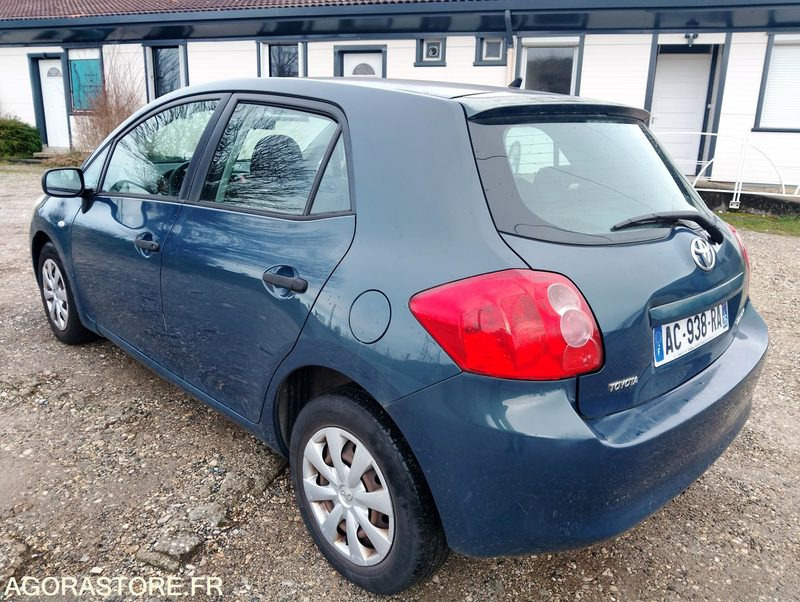 TOYOTA AURIS - Henkilöauto: kuva TOYOTA AURIS - Henkilöauto TOYOTA AURIS - Henkilöauto: kuva TOYOTA AURIS - Henkilöauto