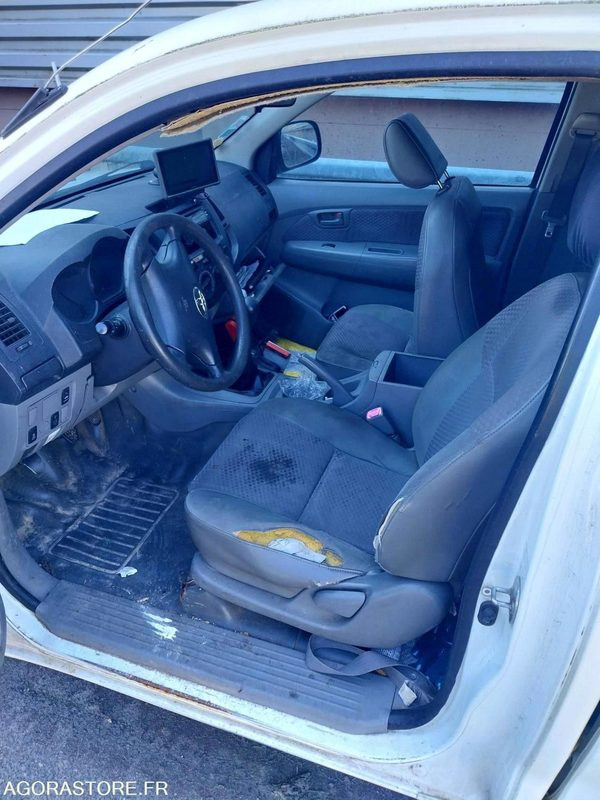 TOYOTA Hilux 4x2 Groupe HP 2007 (448000Km) VENTE EXPORT UNIQUEMENT NON ROULANT - Avolava-auto: kuva TOYOTA Hilux 4x2 Groupe HP 2007 (448000Km) VENTE EXPORT UNIQUEMENT NON ROULANT - Avolava-auto TOYOTA Hilux 4x2 Groupe HP 2007 (448000Km) VENTE EXPORT UNIQUEMENT NON ROULANT - Avolava-auto: kuva TOYOTA Hilux 4x2 Groupe HP 2007 (448000Km) VENTE EXPORT UNIQUEMENT NON ROULANT - Avolava-auto