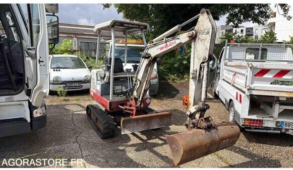 Takeuchi Tb016 - Minikuormaaja: kuva Takeuchi Tb016 - Minikuormaaja Takeuchi Tb016 - Minikuormaaja: kuva Takeuchi Tb016 - Minikuormaaja