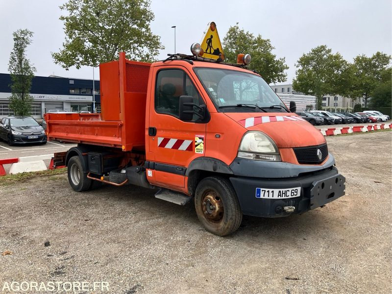 Renault Master - 2005 - 43161kms (P2001716) - Tavara-auto: kuva Renault Master - 2005 - 43161kms (P2001716) - Tavara-auto Renault Master - 2005 - 43161kms (P2001716) - Tavara-auto: kuva Renault Master - 2005 - 43161kms (P2001716) - Tavara-auto