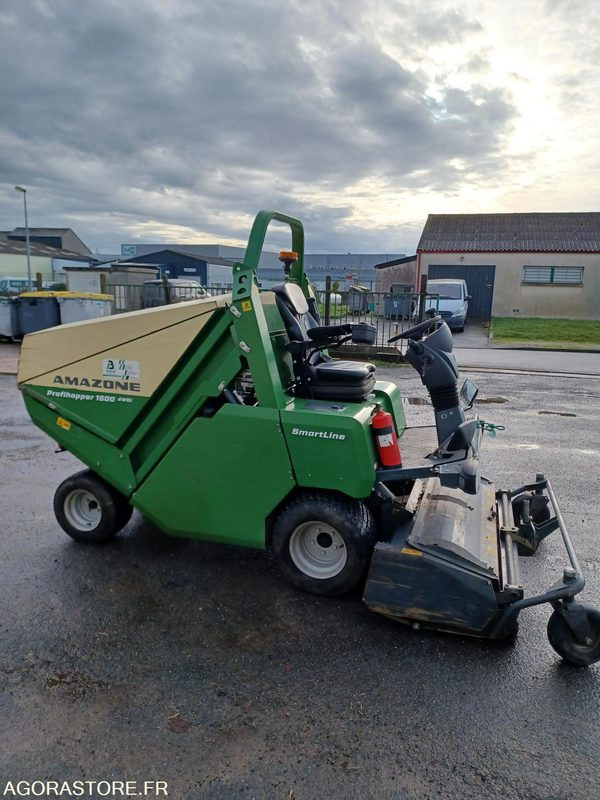 Tondeuse Profihopper 1500 SmartLine - Ruohonleikkuri: kuva Tondeuse Profihopper 1500 SmartLine - Ruohonleikkuri Tondeuse Profihopper 1500 SmartLine - Ruohonleikkuri: kuva Tondeuse Profihopper 1500 SmartLine - Ruohonleikkuri