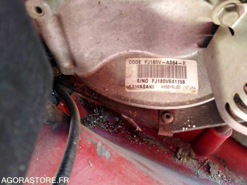 Tondeuse Toro - Ruohonleikkuri: kuva Tondeuse Toro - Ruohonleikkuri Tondeuse Toro - Ruohonleikkuri: kuva Tondeuse Toro - Ruohonleikkuri