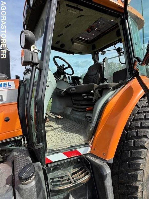 Tracteur Massey Ferguson FAF30 de 2005 5900h - Traktori: kuva Tracteur Massey Ferguson FAF30 de 2005 5900h - Traktori Tracteur Massey Ferguson FAF30 de 2005 5900h - Traktori: kuva Tracteur Massey Ferguson FAF30 de 2005 5900h - Traktori