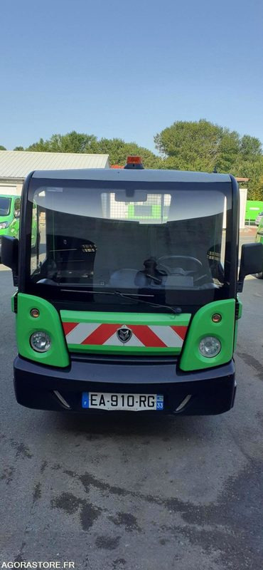 VEHICULE ELECTRIQUE GOUPIL G5 LITHIUM - Sähköajoneuvo: kuva VEHICULE ELECTRIQUE GOUPIL G5 LITHIUM - Sähköajoneuvo VEHICULE ELECTRIQUE GOUPIL G5 LITHIUM - Sähköajoneuvo: kuva VEHICULE ELECTRIQUE GOUPIL G5 LITHIUM - Sähköajoneuvo