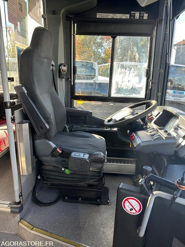 VOLVO 8700 - Turistibussi: kuva VOLVO 8700 - Turistibussi VOLVO 8700 - Turistibussi: kuva VOLVO 8700 - Turistibussi