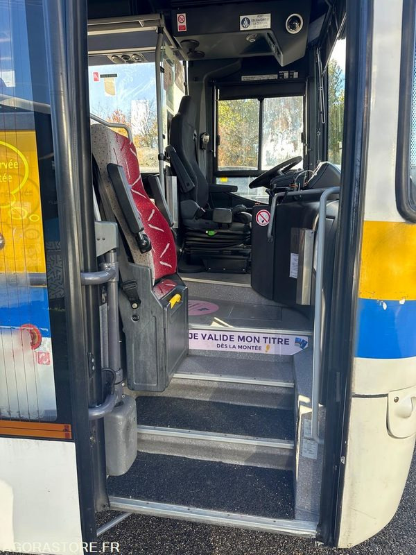 VOLVO 8700 - Turistibussi: kuva VOLVO 8700 - Turistibussi VOLVO 8700 - Turistibussi: kuva VOLVO 8700 - Turistibussi