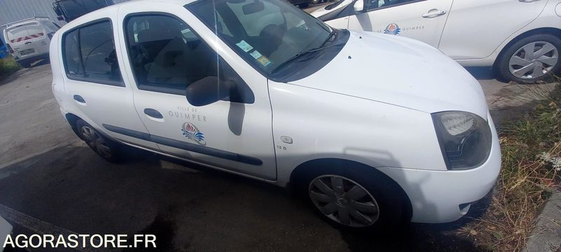 VQ-V12D CLIO 1.5 DCI - Henkilöauto: kuva VQ-V12D CLIO 1.5 DCI - Henkilöauto VQ-V12D CLIO 1.5 DCI - Henkilöauto: kuva VQ-V12D CLIO 1.5 DCI - Henkilöauto