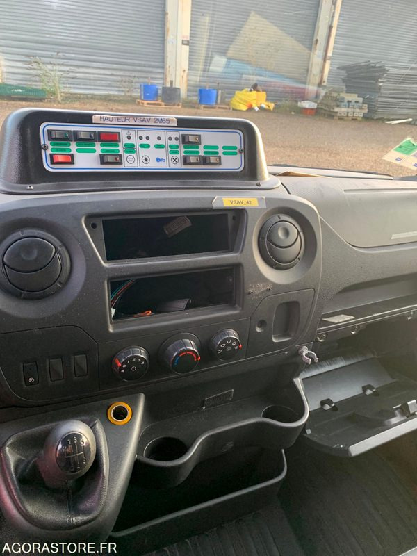 VSAV RENAULT MASTER3 BW219QR - Pakettiauto: kuva VSAV RENAULT MASTER3 BW219QR - Pakettiauto VSAV RENAULT MASTER3 BW219QR - Pakettiauto: kuva VSAV RENAULT MASTER3 BW219QR - Pakettiauto