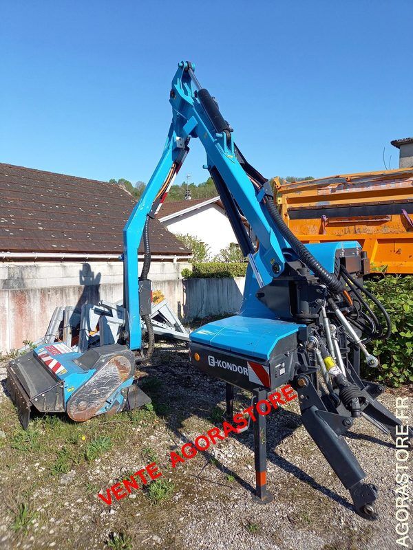 Vends épareuse électrique ROUSSEAU e-kondor - Puomimurskain: kuva Vends épareuse électrique ROUSSEAU e-kondor - Puomimurskain Vends épareuse électrique ROUSSEAU e-kondor - Puomimurskain: kuva Vends épareuse électrique ROUSSEAU e-kondor - Puomimurskain
