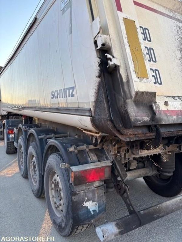 Vetopöytäauto TRACTEUR 4X2 MERCEDES ACTROS 1845 2018 385 000 KM + BENNE ALUMINIUM SHMITZ 2016: kuva Vetopöytäauto TRACTEUR 4X2 MERCEDES ACTROS 1845 2018 385 000 KM + BENNE ALUMINIUM SHMITZ 2016