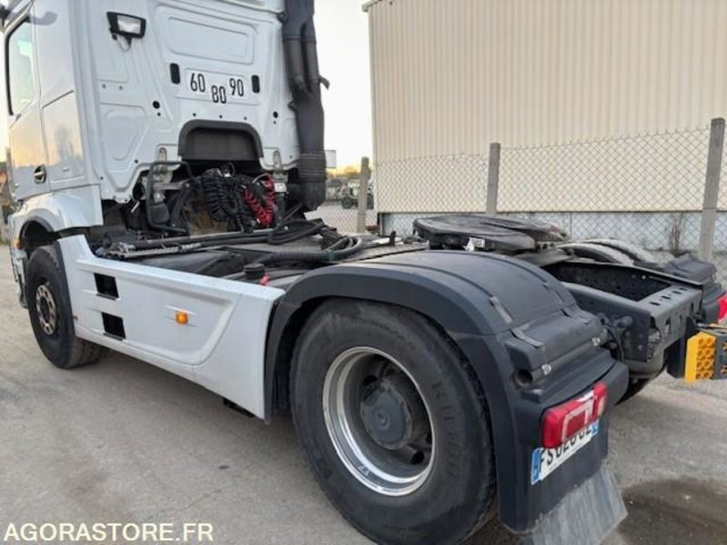 TRACTEUR 4X2 MERCEDES ACTROS 1853 2020 430 000 KM - Vetopöytäauto: kuva TRACTEUR 4X2 MERCEDES ACTROS 1853 2020 430 000 KM - Vetopöytäauto TRACTEUR 4X2 MERCEDES ACTROS 1853 2020 430 000 KM - Vetopöytäauto: kuva TRACTEUR 4X2 MERCEDES ACTROS 1853 2020 430 000 KM - Vetopöytäauto